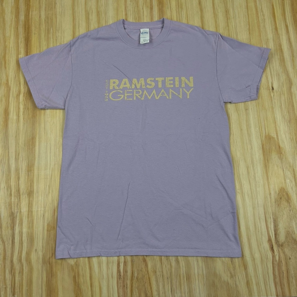 Ramstein Germany T-Shirt Women's Size M Europe Tourist Short Sleeve‎ Tee Purple